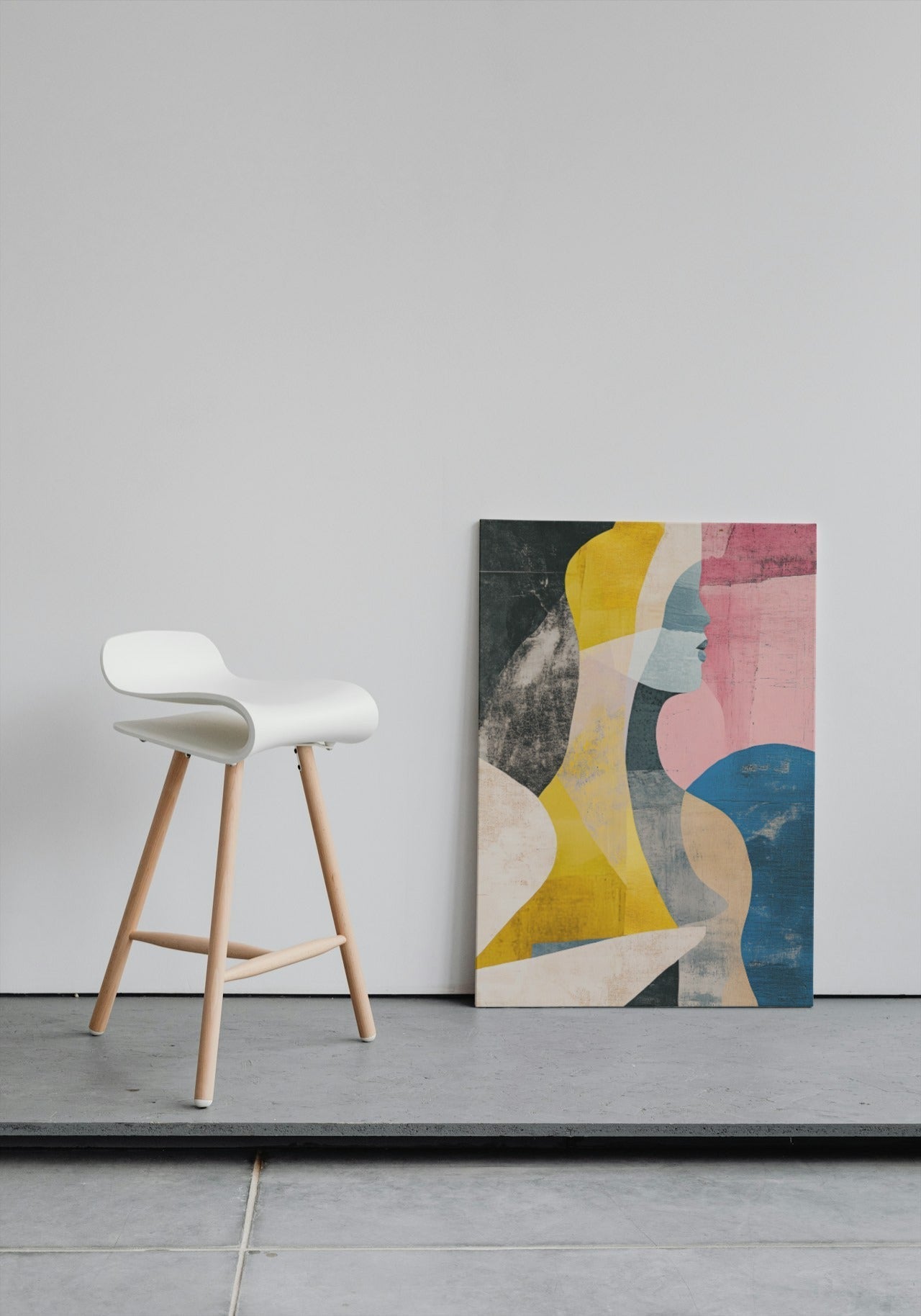 Elegant Abstract Woman: Colorful Illustration