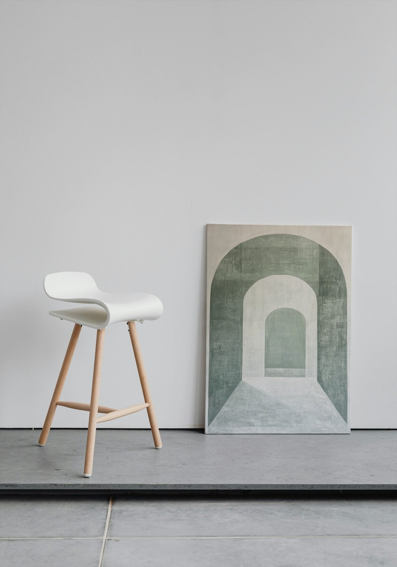 Embrace of Space: Minimalist Archway